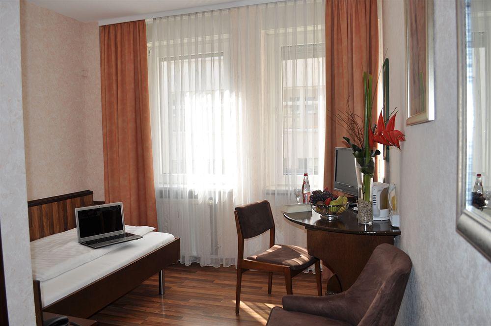 Hotel Astoria Frankfurt am Main Eksteriør billede