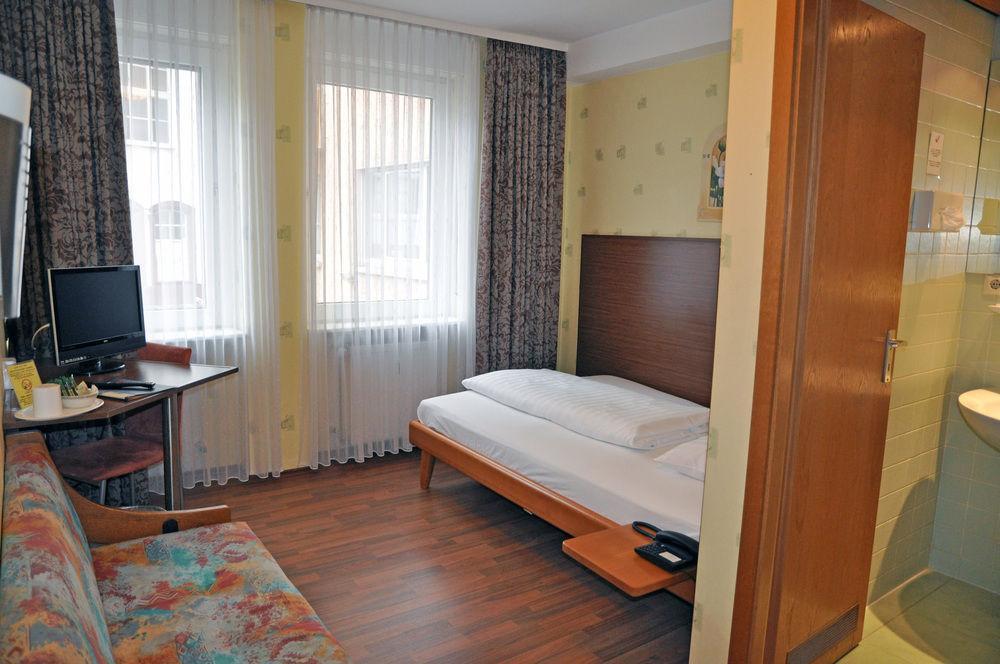 Hotel Astoria Frankfurt am Main Eksteriør billede